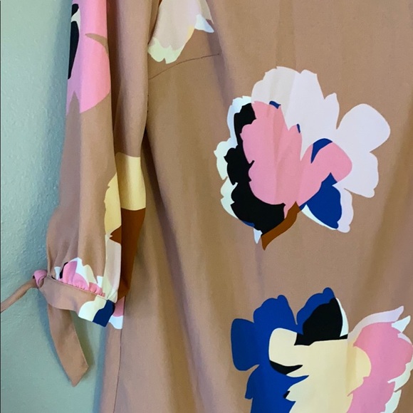 Floral Dress - Picture 3 of 6